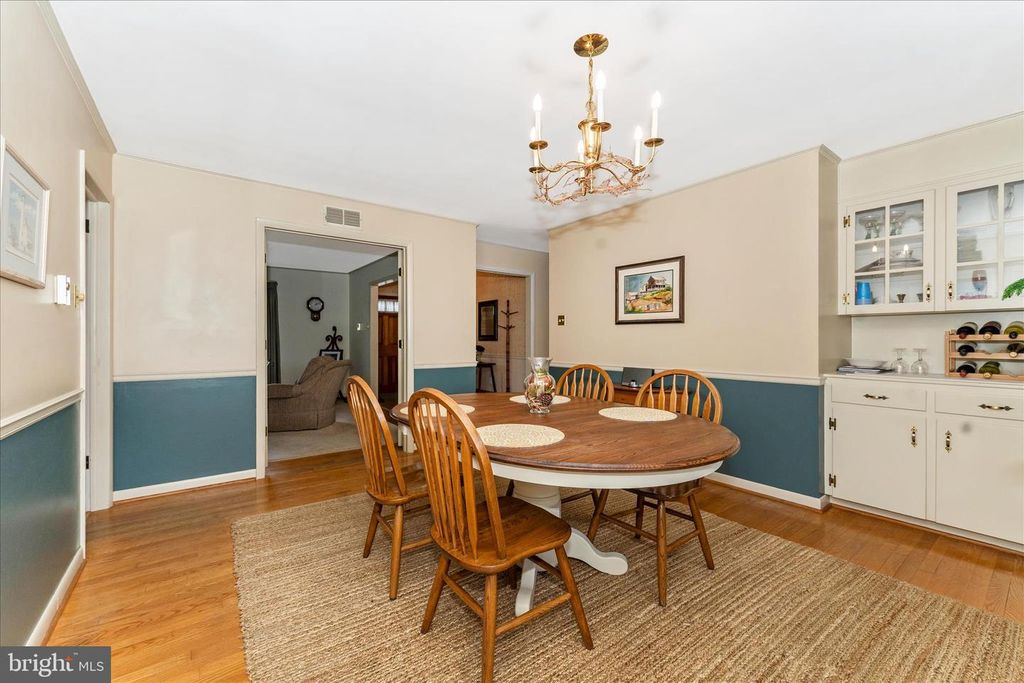 Image 14 of property listing at 10928 HOLLY TER, Hagerstown, MD 21740