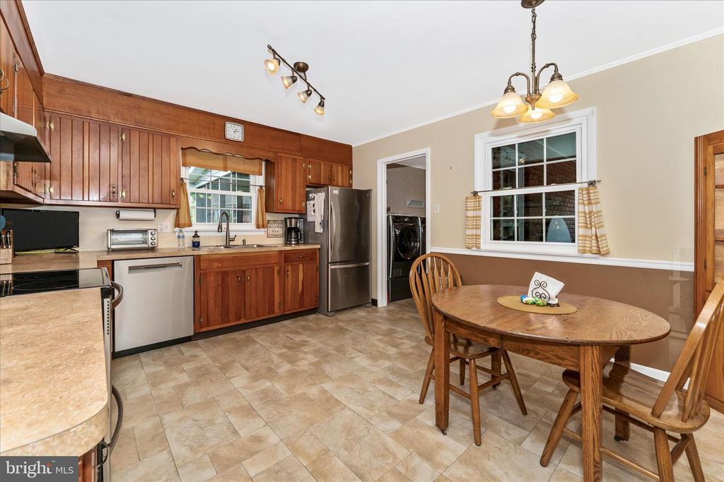 Image 17 of property listing at 10928 HOLLY TER, Hagerstown, MD 21740