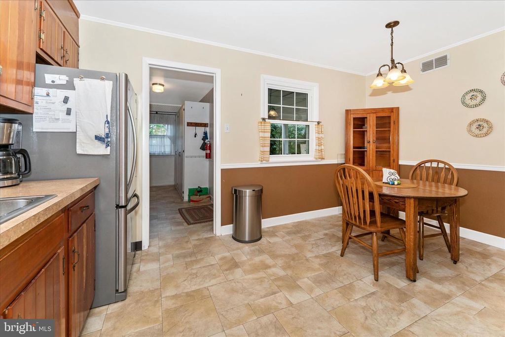 Image 18 of property listing at 10928 HOLLY TER, Hagerstown, MD 21740