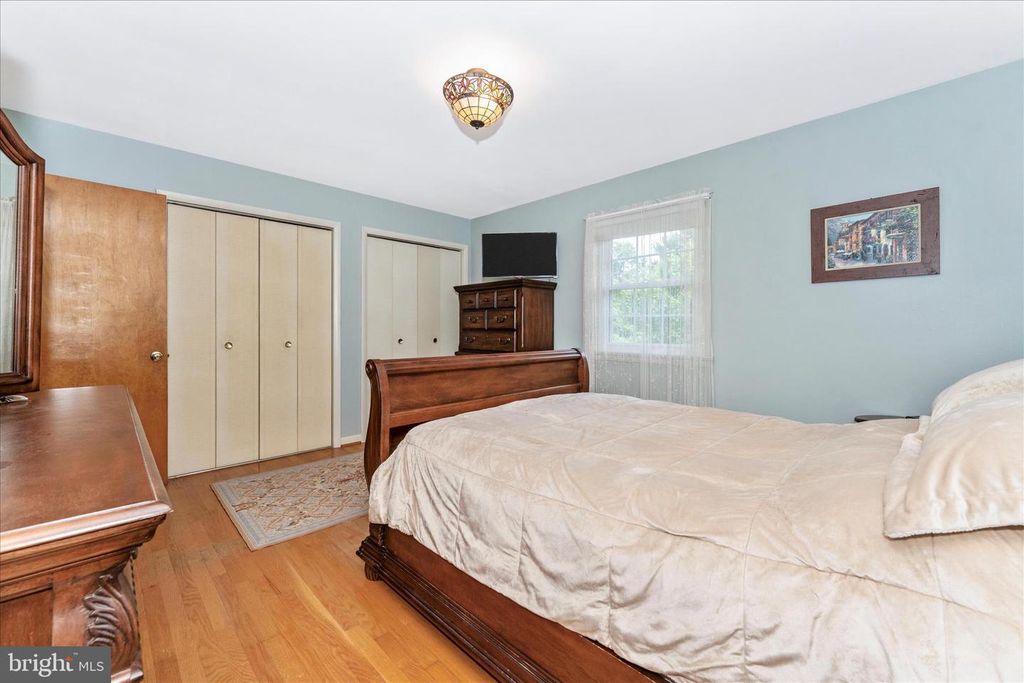 Image 20 of property listing at 10928 HOLLY TER, Hagerstown, MD 21740