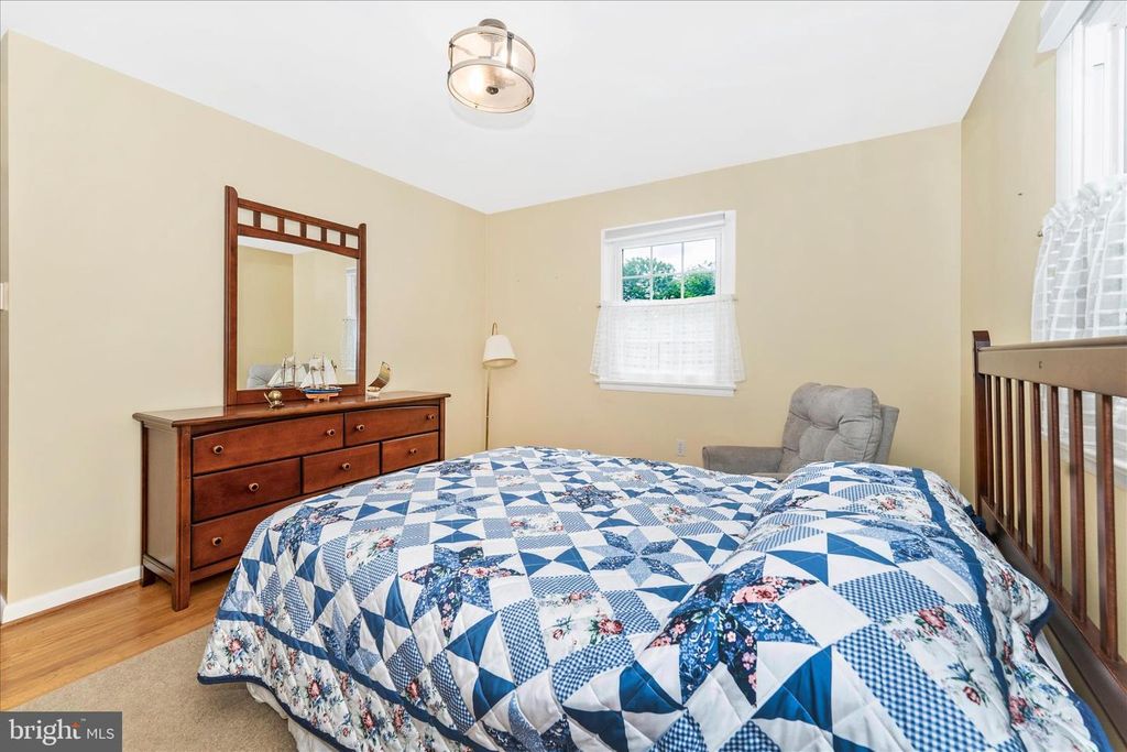 Image 24 of property listing at 10928 HOLLY TER, Hagerstown, MD 21740