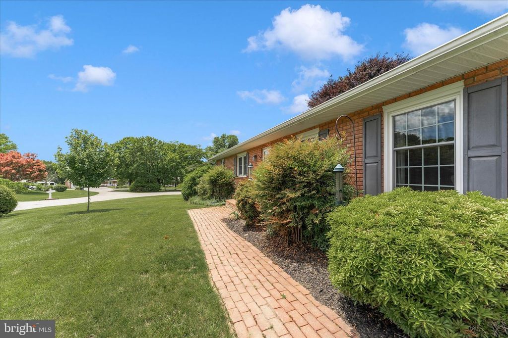 Image 34 of property listing at 10928 HOLLY TER, Hagerstown, MD 21740