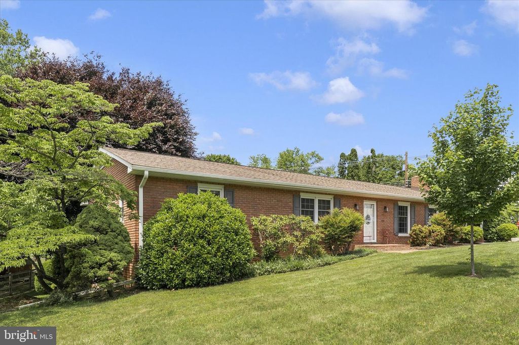 Image 35 of property listing at 10928 HOLLY TER, Hagerstown, MD 21740