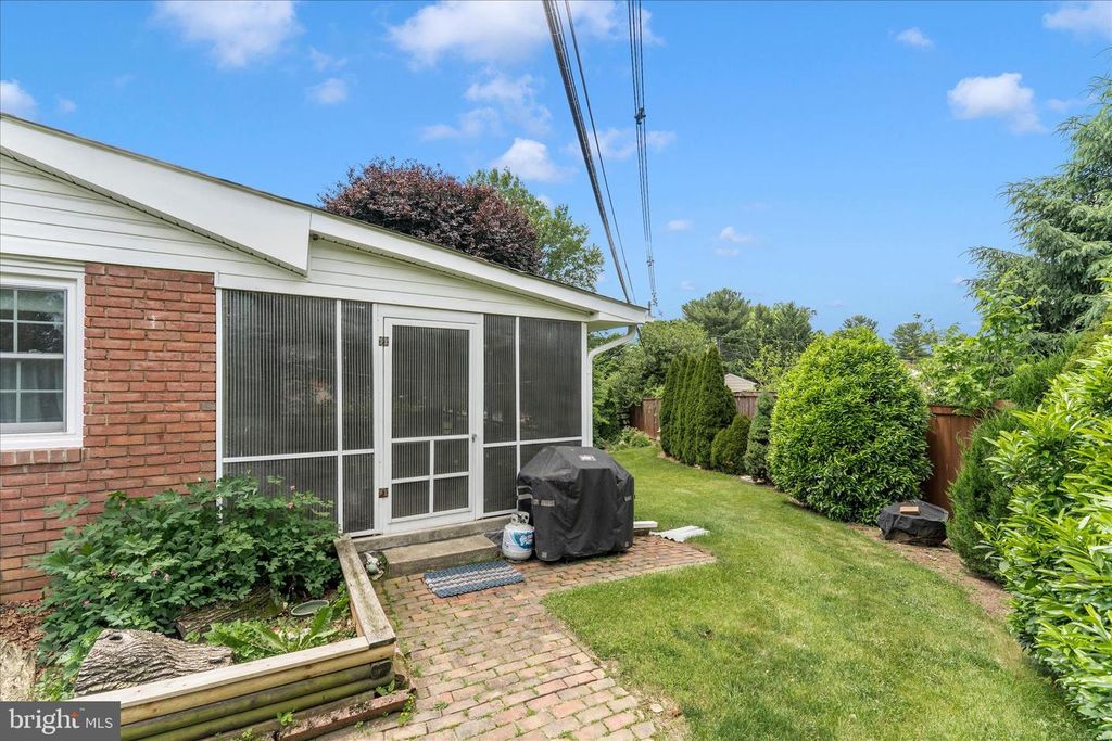 Image 39 of property listing at 10928 HOLLY TER, Hagerstown, MD 21740