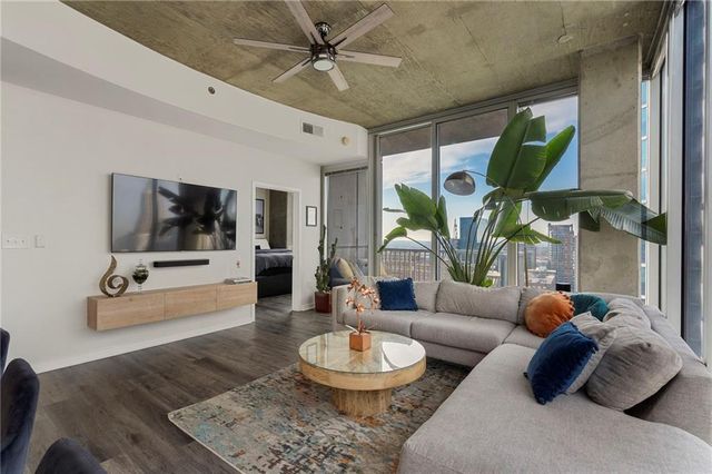 855 Peachtree NE Street 1702, Atlanta, GA 30308