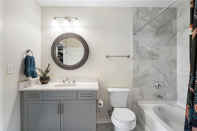 855 Peachtree NE Street 1702, Atlanta, GA 30308