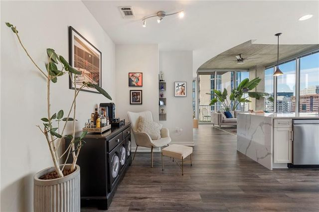 855 Peachtree NE Street 1702, Atlanta, GA 30308