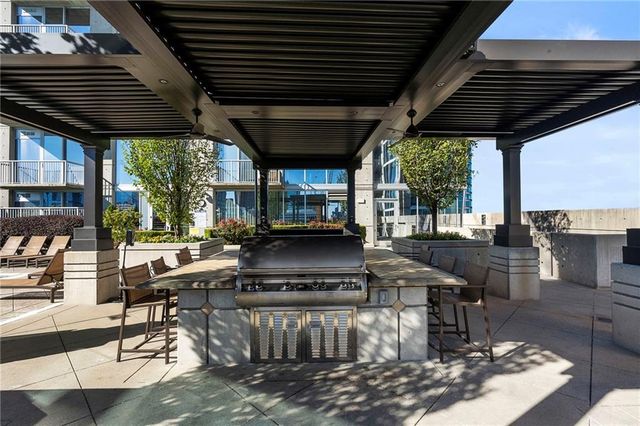 855 Peachtree NE Street 1702, Atlanta, GA 30308