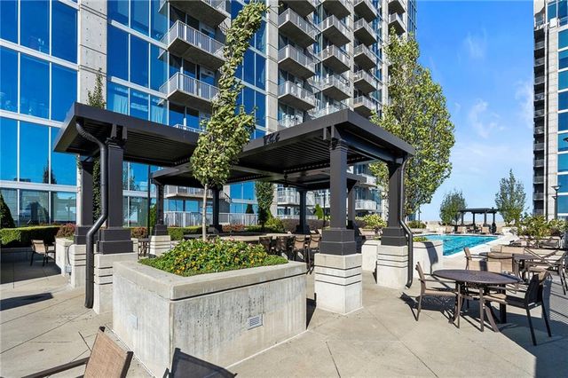 855 Peachtree NE Street 1702, Atlanta, GA 30308