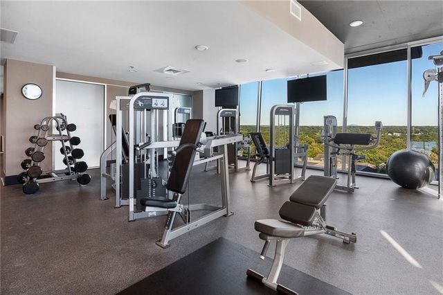 855 Peachtree NE Street 1702, Atlanta, GA 30308