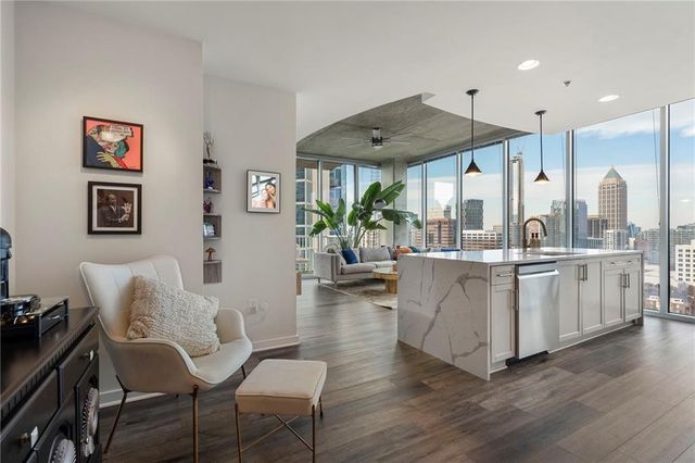 855 Peachtree NE Street 1702, Atlanta, GA 30308