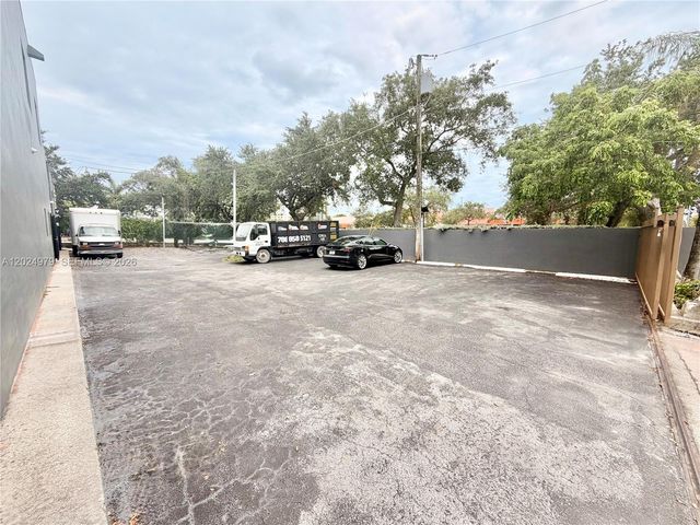 3080 SW 8th Street, Miami, FL 33135