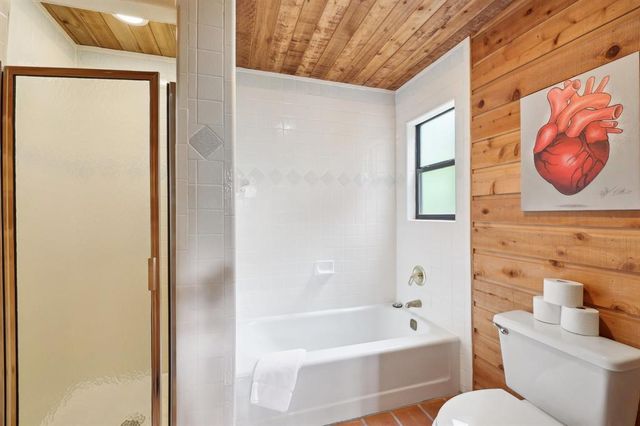 1002 Jousting PL, Austin, TX 78746