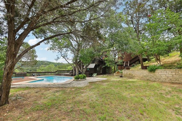 1002 Jousting PL, Austin, TX 78746