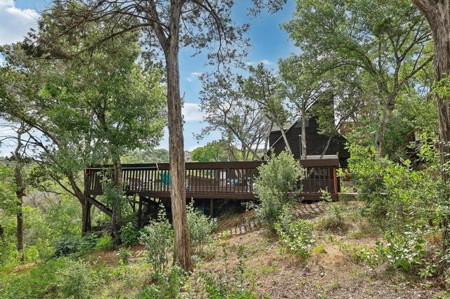 1002 Jousting PL, Austin, TX 78746