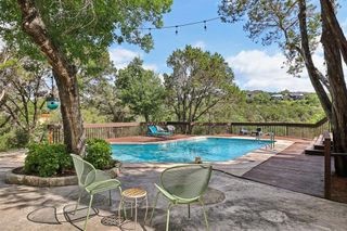 1002 Jousting PL, Austin, TX 78746