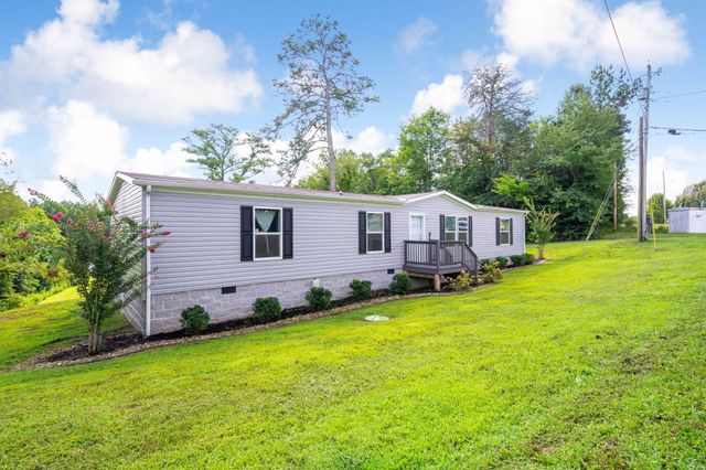 140 N Hillcrest Drive, Spring City, TN 37381