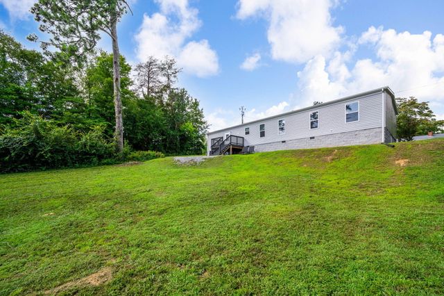 140 N Hillcrest Drive, Spring City, TN 37381