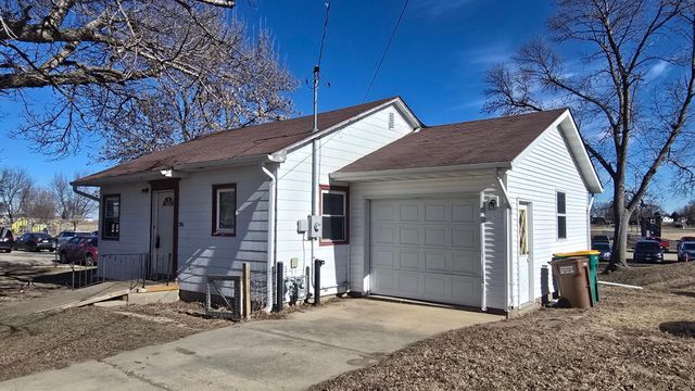 201 Euclid Street, Alden, MN 56009