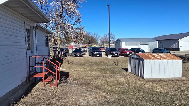 201 Euclid Street, Alden, MN 56009