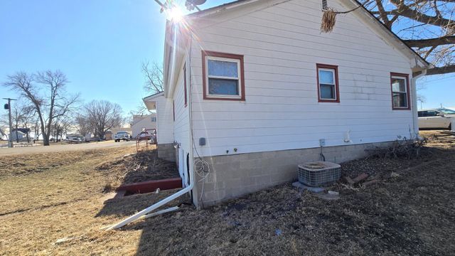 201 Euclid Street, Alden, MN 56009