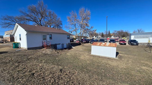 201 Euclid Street, Alden, MN 56009