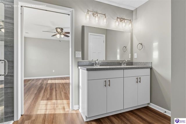 37 Paislynne Court, Brandenburg, KY 40108