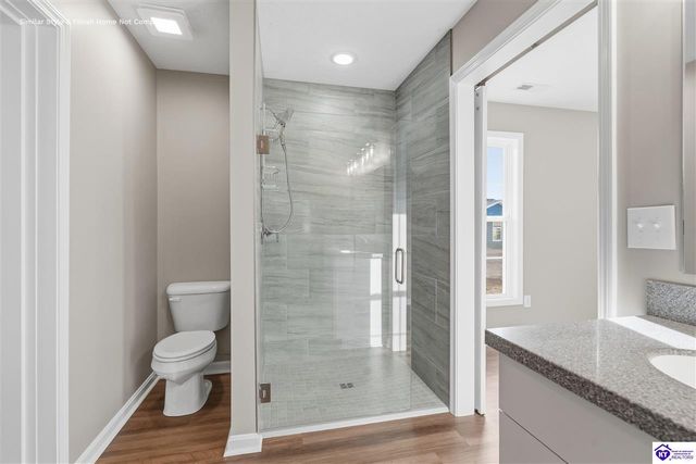 37 Paislynne Court, Brandenburg, KY 40108