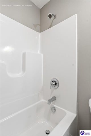 37 Paislynne Court, Brandenburg, KY 40108