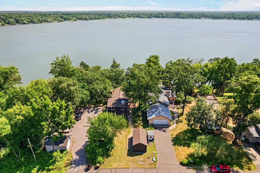 18813 232nd Avenue NW, Big Lake, MN 55309