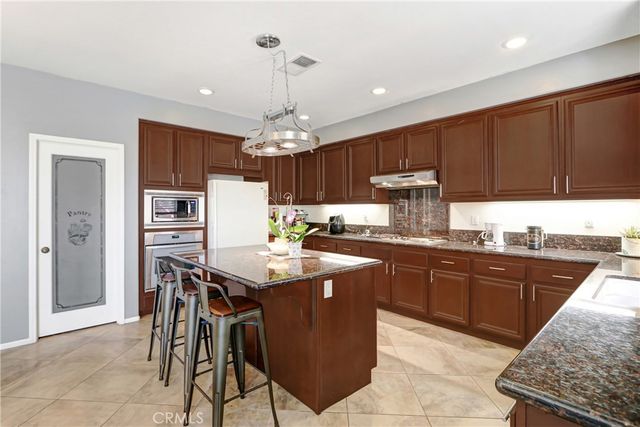 28952 Kenda Court, Moreno Valley, CA 92555