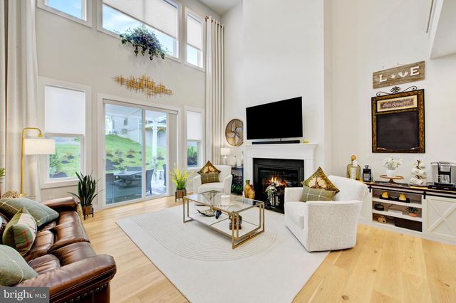 587 TRIFECTA RD, Downingtown, PA 19335