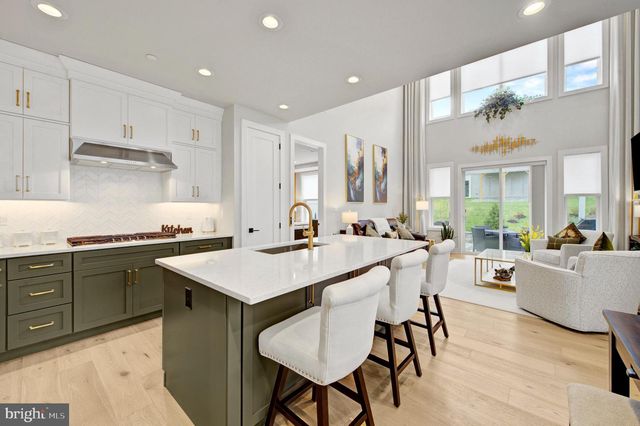 587 TRIFECTA RD, Downingtown, PA 19335