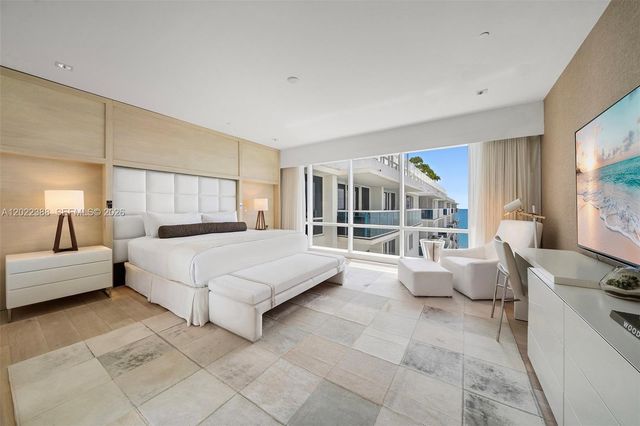 102 24th St PH-1718, Miami Beach, FL 33139
