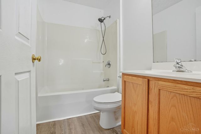 938 Whispering Pine Way, Lebanon, OH 45036