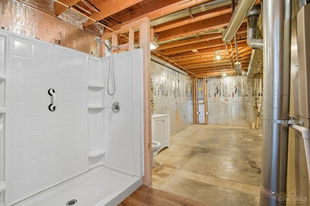 938 Whispering Pine Way, Lebanon, OH 45036