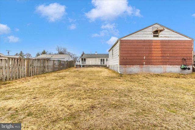 502 MILITARY RD, Frederick, MD 21702