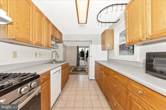 502 MILITARY RD, Frederick, MD 21702