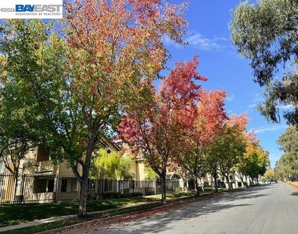 5246 Tacoma Cmn, Fremont, CA 94555