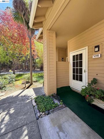 5246 Tacoma Cmn, Fremont, CA 94555