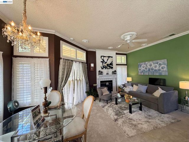 5246 Tacoma Cmn, Fremont, CA 94555