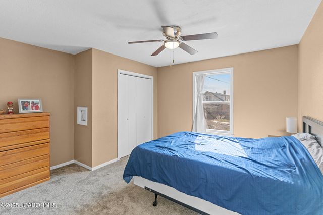 1813 W MAIN STREET, Jefferson City, MO 65109