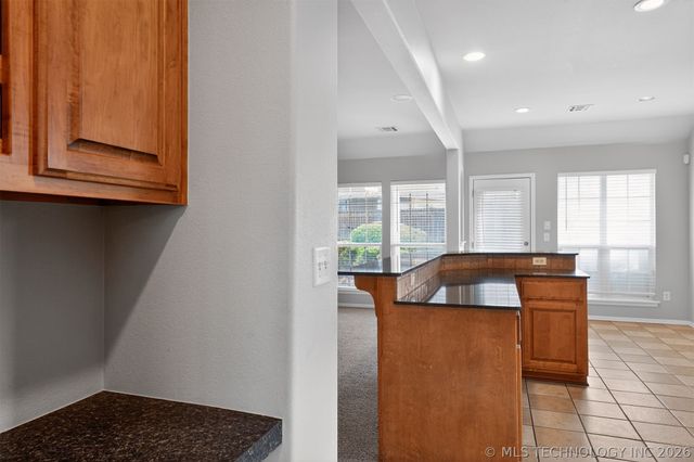 11717 S Vine Place W, Jenks, OK 74037