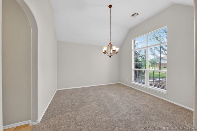 11717 S Vine Place W, Jenks, OK 74037