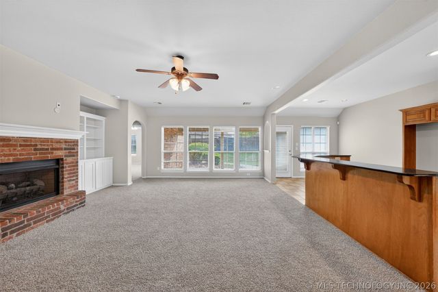 11717 S Vine Place W, Jenks, OK 74037