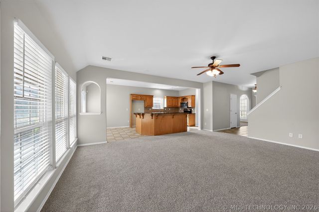 11717 S Vine Place W, Jenks, OK 74037