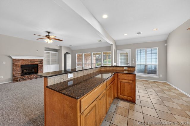 11717 S Vine Place W, Jenks, OK 74037