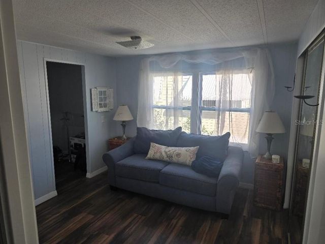 808 53RD AVENUE E 117, Bradenton, FL 34203