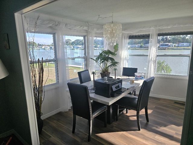 808 53RD AVENUE E 117, Bradenton, FL 34203