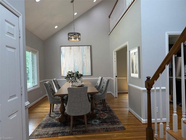 2528 Treetop Lane, Winston-salem, NC 27101